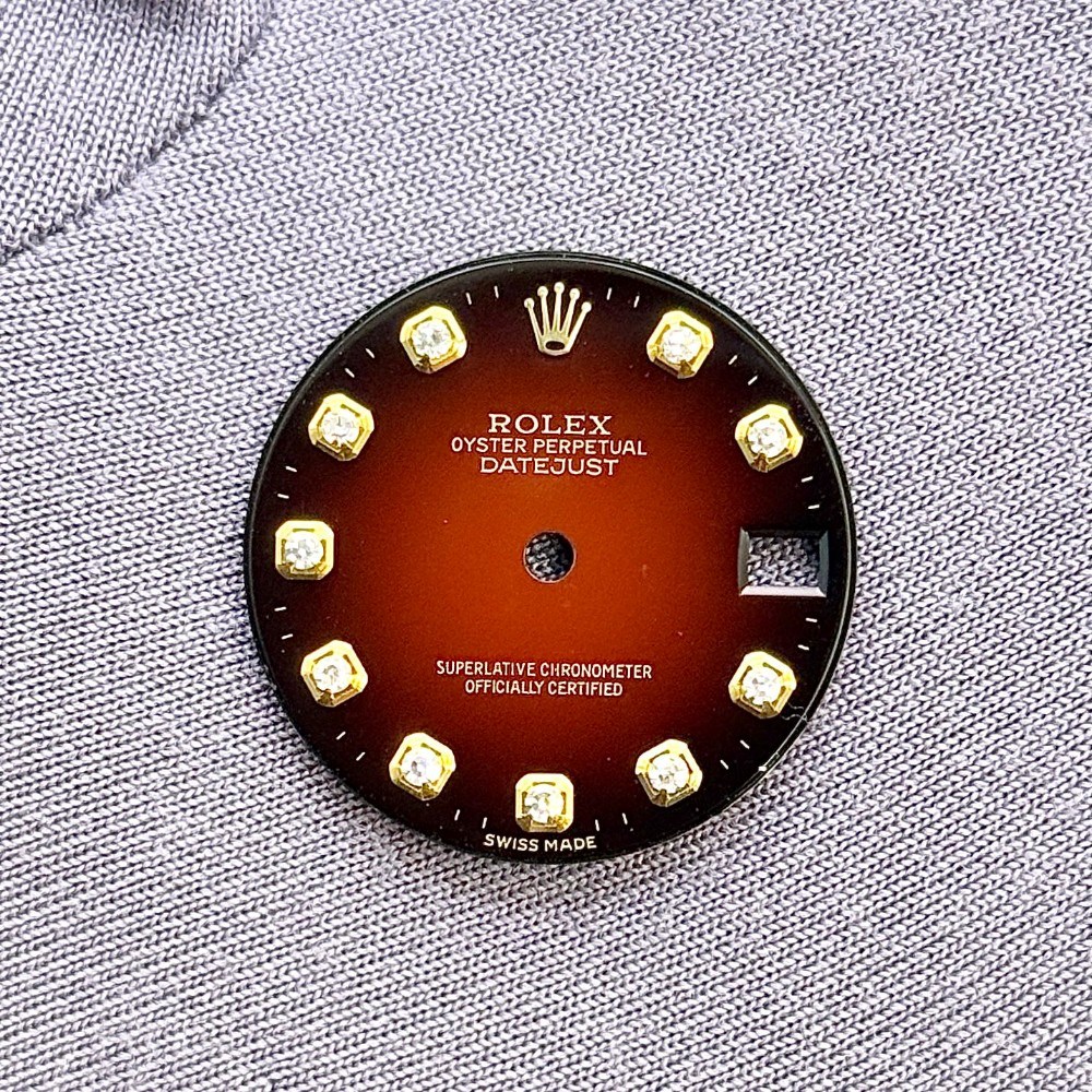 DATEJUST RED  VIGNETTE DIAL